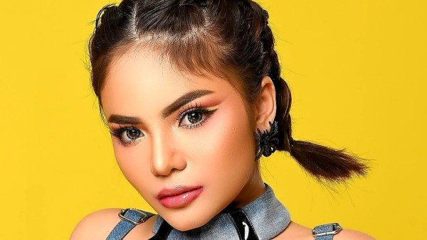 Dinar Candy (Instagram)-1633765422