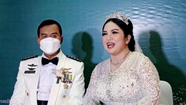 Joy Tobing dan Kolonel Cahyo Permono. (net)-1635739887