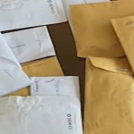 Amplop berisi uang-1654664055