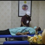 Ilustrasi pengobatan tradisional yang sudah terintegrasi dengan rumah sakit di Denpasar, Bali. ANTARA/Ni Putu Putri Muliantari-1673491279