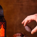 Berbuka dengan kurma-1680166906