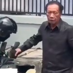 Ojol cium tangan Jenderal Sutiyoso-1714357604