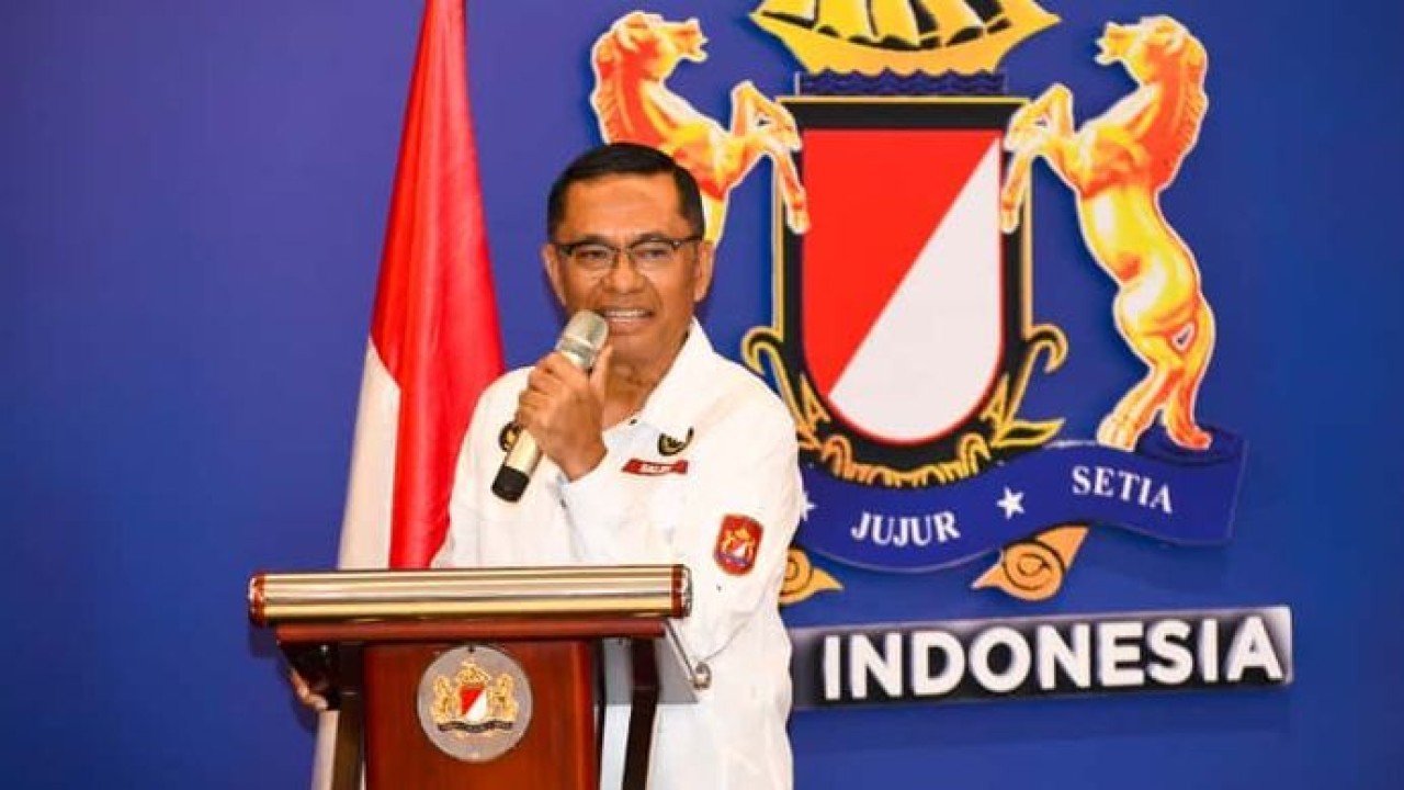 Wakil Ketua Umum (WKU) Kadin Perindustrian Saleh Husin merespons terkait terkait rencana pembentukan badan usaha milik negara (BUMN) di sektor tekstil.