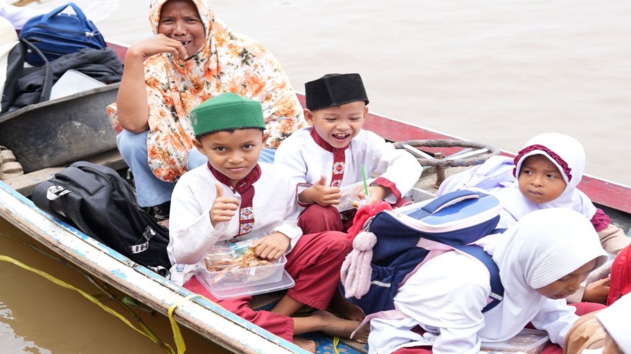 Program Makan Bergizi Gratis (MBG) membawa manfaat nyata bagi siswa-siswi di SD 152 Palembang. (Istimewa)