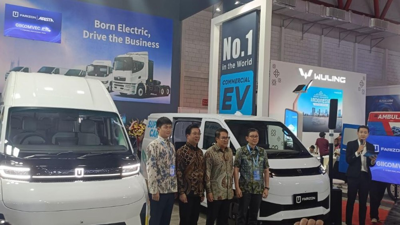 Farizon melakukan debut perdananya di Indonesia melalui ajang GIICOMVEC 2026. (Foto: Adiantoro/NTV)