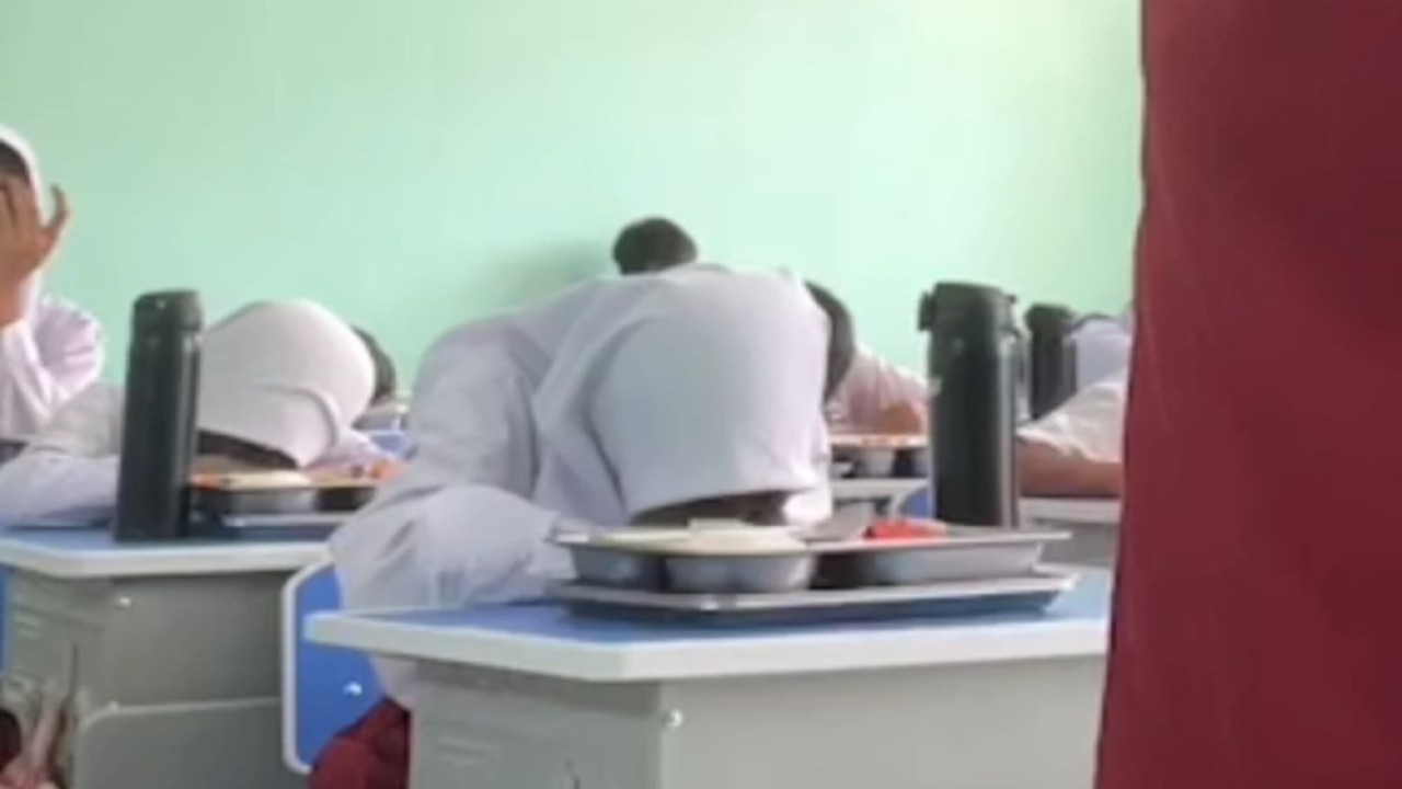 Guru prank memberitahu info tentang pemberian MBG terakhir. (Foto: Dok/Istimewa/Bakom RI)