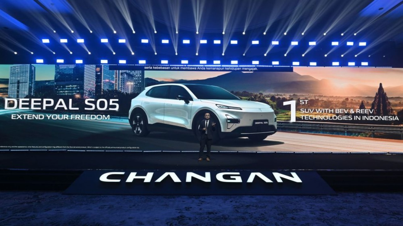 Changan Deepal S05 resmi diluncurkan sebagai SUV model pertama di Indonesia yang tersedia dalam pilihan BEV dan REEV. (Foto: Dok/Istimewa/Changan Indonesia)
