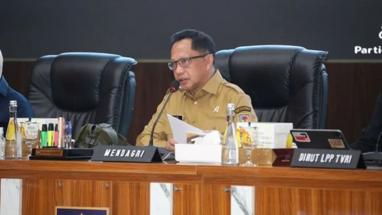 Menteri Dalam Negeri (Mendagri) Muhammad Tito Karnavian memimpin Rapat Koordinasi Pengendalian Inflasi Daerah di Gedung Sasana Bhakti Praja (SBP) Kemendagri, Jakarta, Senin, 15 Juni 2026. (Antara)