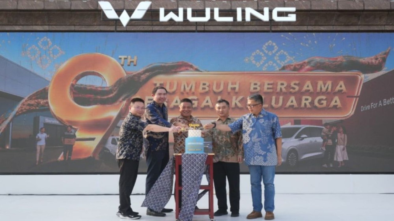 Wuling Motors merayakan hari jadinya yang ke-9 di Indonesia di pabrik Wuling di Cikarang, Jawa Barat, pada Sabtu (11/7/2026) dengan mengusung tema "Tumbuh Bersama Sebagai Keluarga". (Foto: Dok/Istimewa/Wuling Motors/Adiantoro/NTV)
