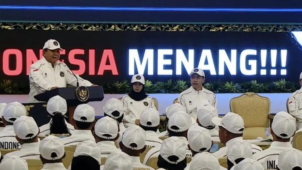 Tangkapan layar - Presiden Prabowo Subianto (pojok kiri) saat melepas kontingen Indonesia di Kompleks Istana Kepresidenan Jakarta (Antara)
