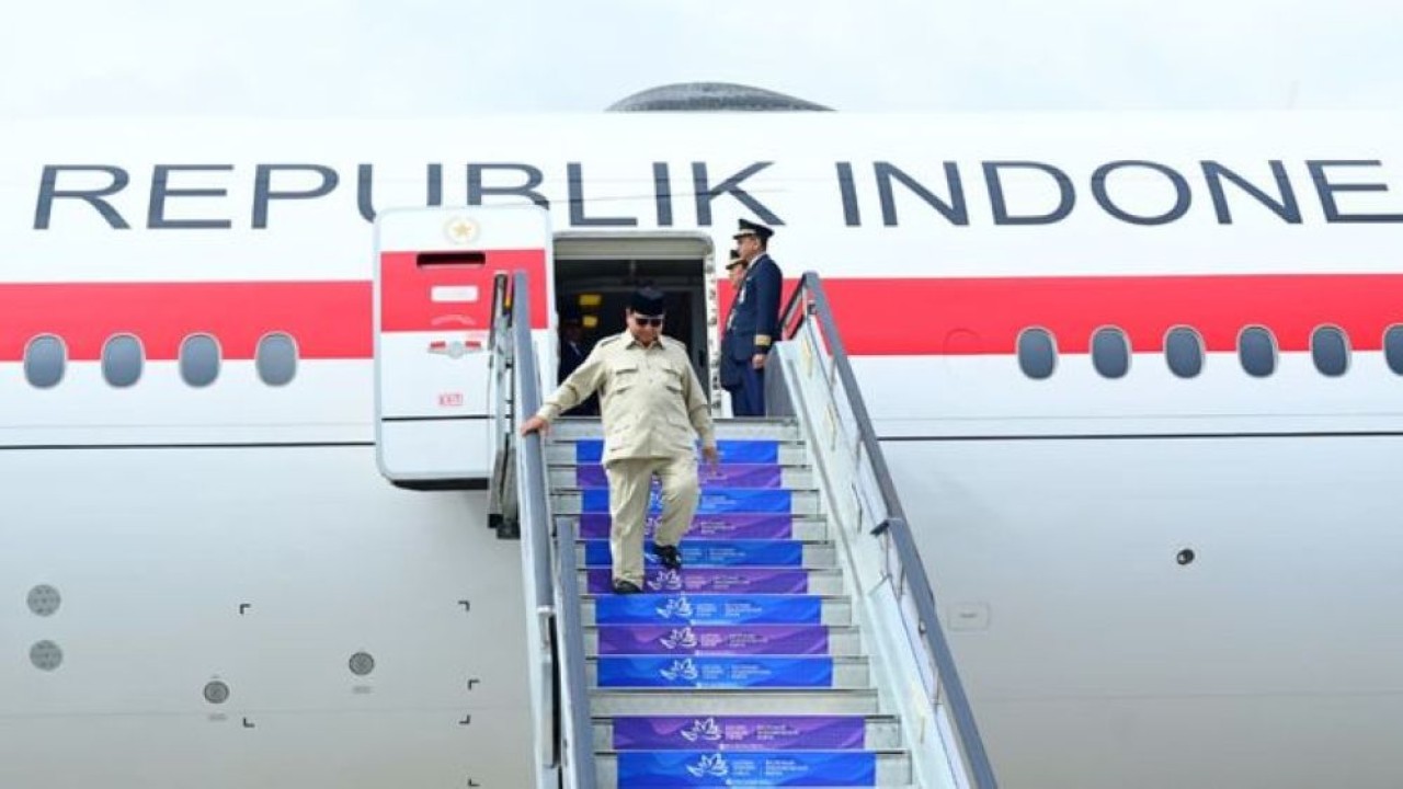 Presiden Prabowo Subianto tiba di Bandar Udara Internasional Vladivostok, Federasi Rusia, pada Rabu, 2 September 2026, pukul 10.45 waktu setempat (WS). (Foto: Istimewa)