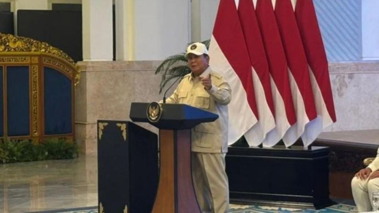 Presiden Prabowo Subianto memberikan sambutan pada acara pelepasan kontingen Indonesia menuju SEA Games 2025 Thailand di Istana Negara, Jakarta, Jumat 5 Desember 2025. (Foto: ANTARA/Mentari Dwi Gayati)