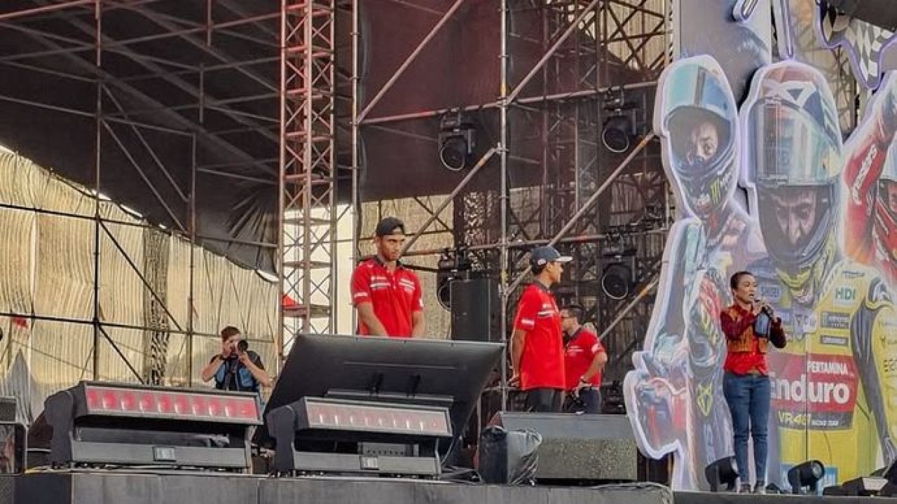 Pembalap sapa penggemar, Pertamina Grand Prix of Indonesia 2026 makin meriah (Pertamina)