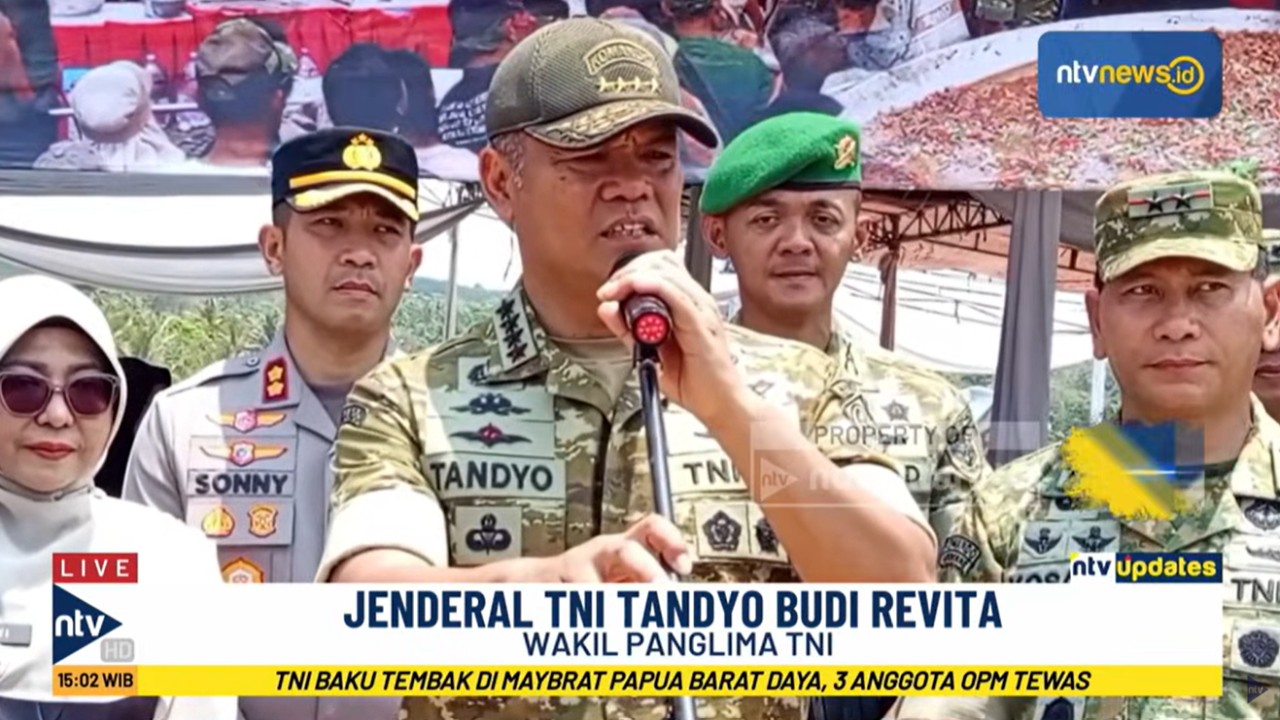 - Wakil Panglima TNI Jenderal Tandyo Budi Revita menutup kegiatan karya bakti di Kecamatan Cimanggu, Kabupaten Pandegelang, Banten pada Jumat, (9/10/2026).